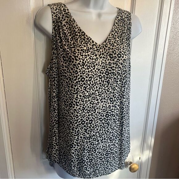 Old navy Chic Leopard Print Tank Top - Picture 2 of 9